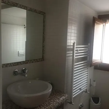 Apartment The Sound Of Silence *